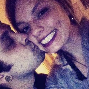 Meet your Posher, Carly